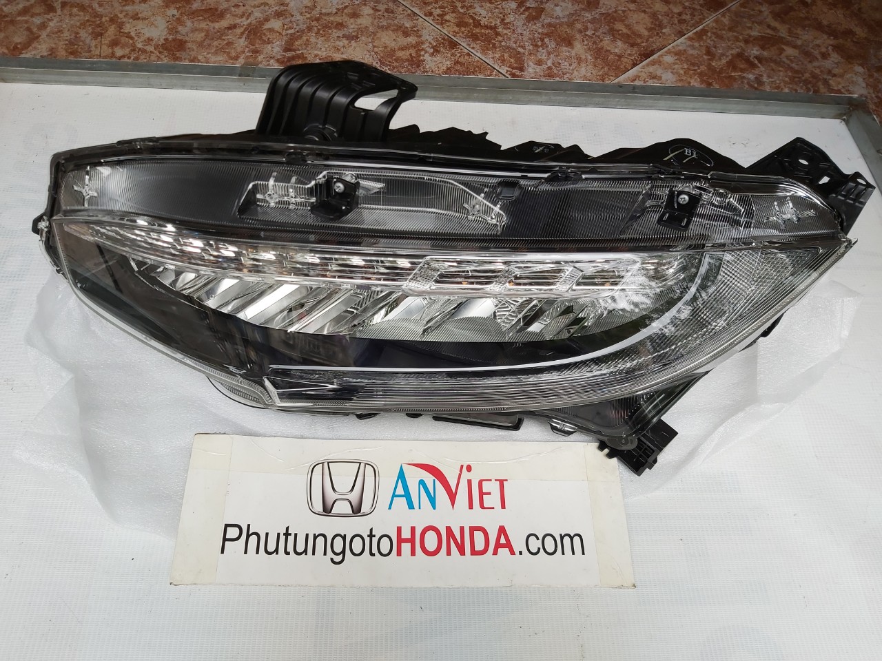 Đèn pha xe honda Civic có led 2018